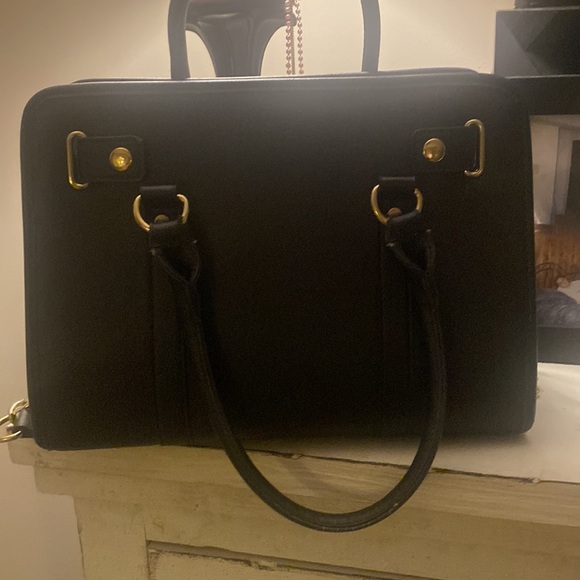 EUC Dasein  vegan leather shoulder/hand bag - Picture 2 of 3